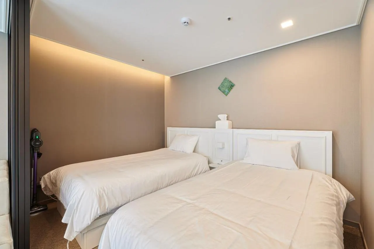 Family Hotel & Arbol Busan 0*,